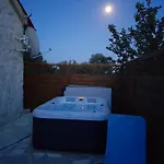 Tiny House
